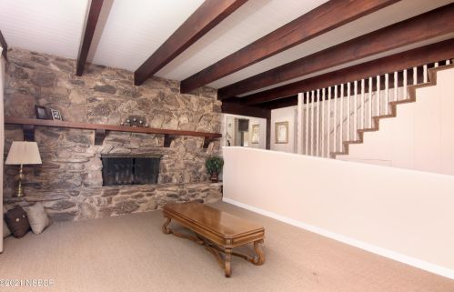 340 Wilshire Ln, Santa Maria CA  93455-2050 exterior