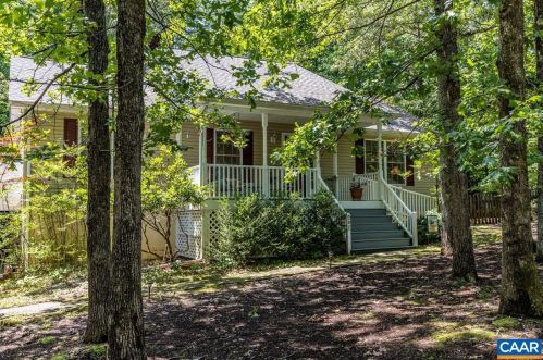 287 Jefferson Dr, Bybee VA 22963-3212 exterior