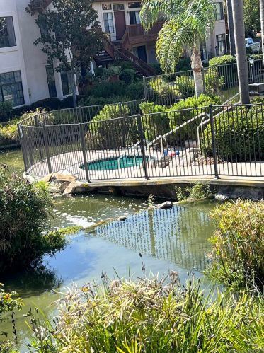 4035 Carmel View Rd, San Diego, CA 92130-2383