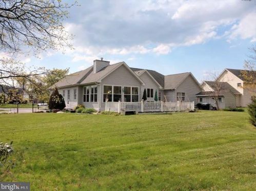 216 Delilah Dr, Bear, DE 19701-4834