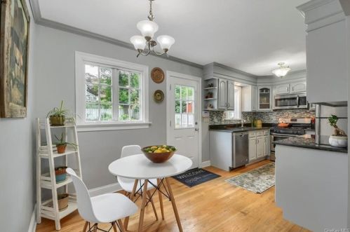 335 Simpson Pl, Peekskill NY  10566-4521 exterior