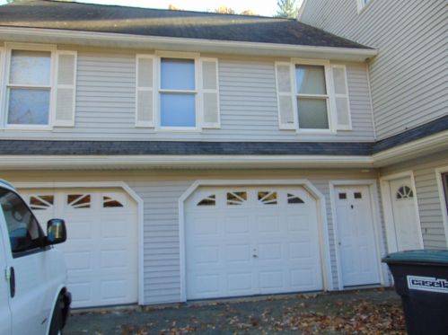 49 Walker Rd, Danville NH  03819-5105 exterior