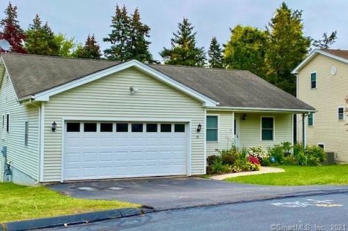 10 Scherer Ln, Windsor CT  06095-6701 exterior