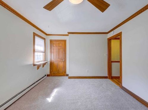 19 Hawthorn Ct, Fishkill NY  12524-2616 exterior