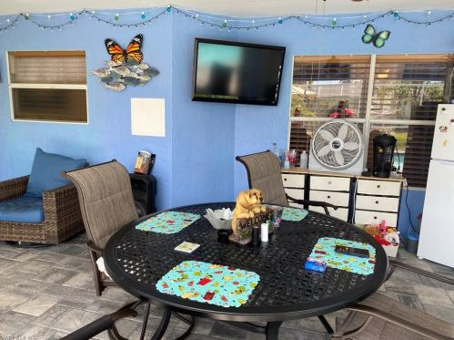 1328 25th St, Cape Coral, FL 33914-4154