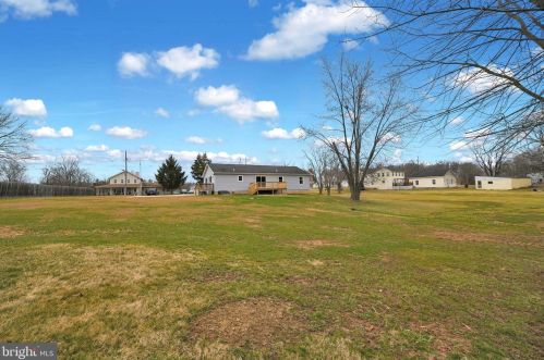 275 Georgetown Rd, Littlestown PA  17340-9757 exterior