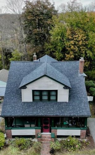 10 Goldberg Ave, Norwich CT  06360-4314 exterior