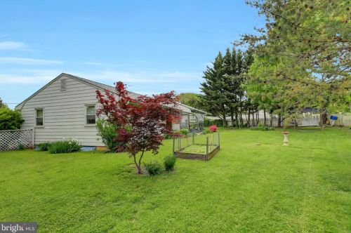 403 Clifton Rd, Lees Cross Roads PA  17257-8901 exterior