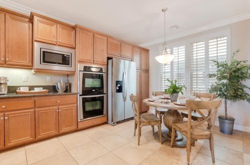 1545 Windshore Way, Oxnard CA  93035-1406 exterior