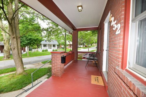 6252 Bona Vista Pl, Cincinnati, OH 45213-1306