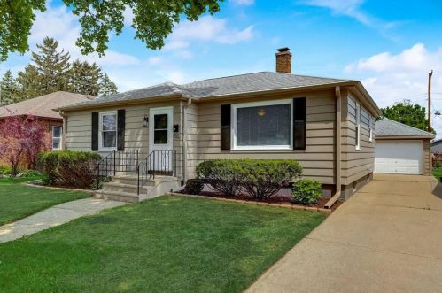 7807 34th Ave, Kenosha WI  53142-4631 exterior