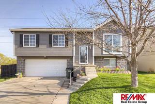 8024 Howell St, Omaha, NE 68122-2049