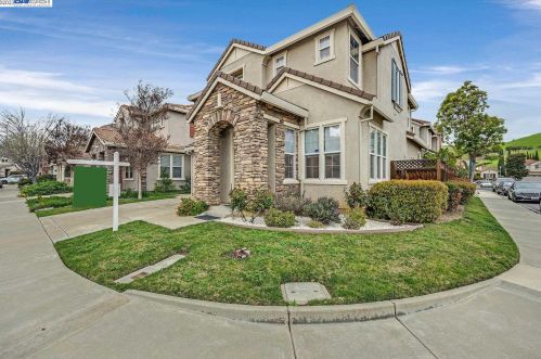 34197 Soto Dr, Union City, CA 94587-5477