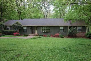 102 Trout Valley Dr, Hendersonville, TN 37075-5215