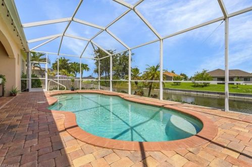 1121 1 Ter, Cape Coral FL  33991-1591 exterior
