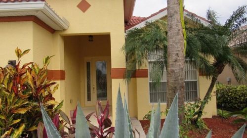2290 Bainmar Dr, Lehigh Acres, FL 33973-6073