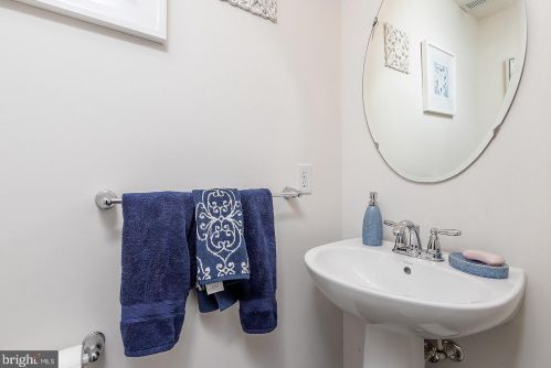 17 Cypress St, Auburn NJ  08085-1258 exterior