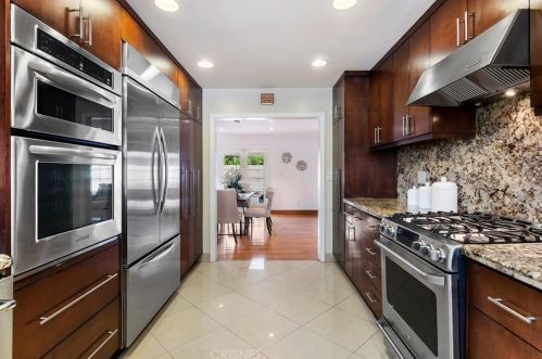 4429 Petit Ave, Van Nuys CA  91436-3211 exterior