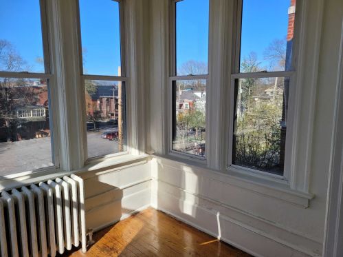 24 Barclay St, Poughkeepsie NY  12601-4330 exterior