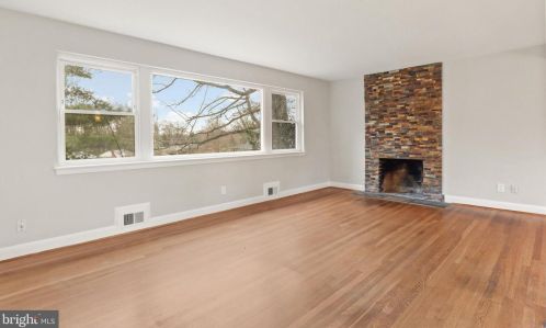 3216 Hewitt St, Falls Church VA  22042-2508 exterior