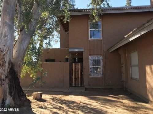 4111 69th Ln, Phoenix, AZ 85033-3216