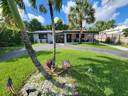 2040 57th Ter, Hollywood FL  33021-3821 exterior