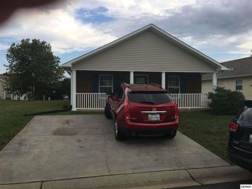 1243 Santa Anita Way, Pigeon Forge TN  37876-7969 exterior