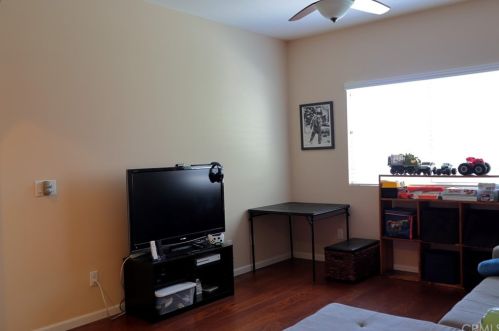 1360 Quince St, Beaumont CA  92223-8454 exterior