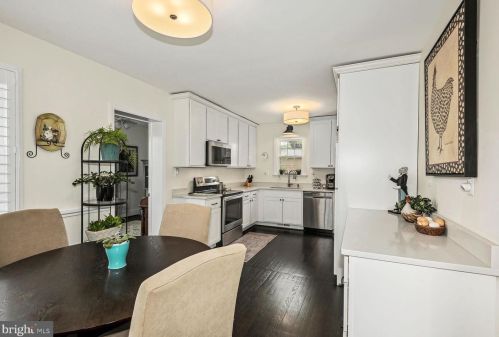 220 29th St, Purcellville VA  20132-3263 exterior