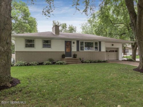 103 9th St, Byron MN  55920-1417 exterior