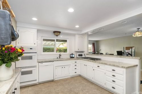 2717 Palmyra Ave, Orange CA 92869-4762 exterior