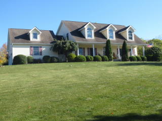 14 Seeley Storms Dr, Glenwood, NJ 07418-2100