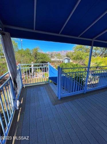 926 Prince Rd, Tucson AZ 85705-3023 exterior