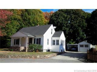 31 Woodside St, Putnam, CT 06260-1138