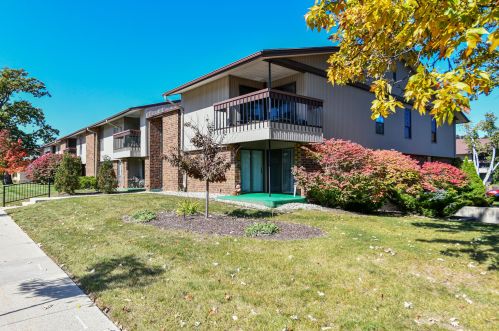 8118 Oklahoma Ave, Milwaukee, WI 53219-3516