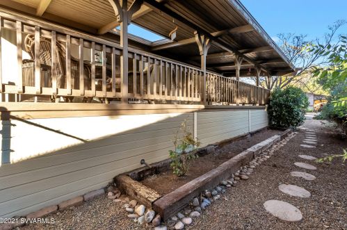 75 Monte Vis Ln, Sedona AZ 86336-5580 exterior