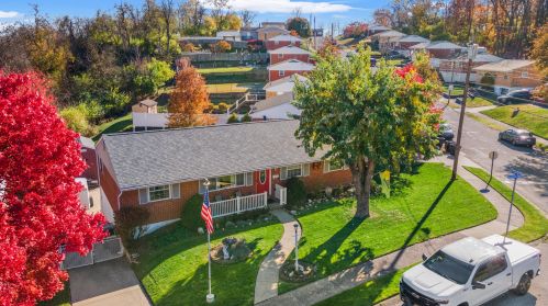 232 Heather Hill Dr, Newport, KY 41071-3011