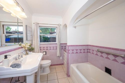 5118 Marlborough Dr, San Diego CA  92116-2029 exterior