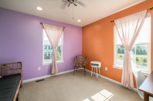 1001 Grey Fox Cir, Bridgeville PA  15017-3812 exterior