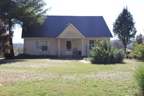 1388 Beaver Creek Boat Ramp Rd, Glasgow, KY 42141-8717