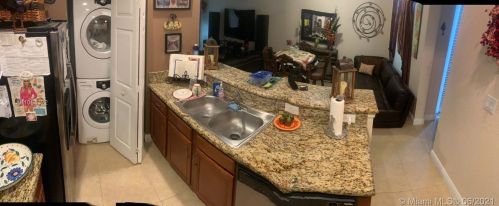 1125 147th Ter, Hollywood, FL 33027-6182