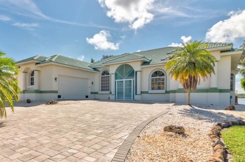 490 Coral Creek Dr, Placida FL  33946-2320 exterior