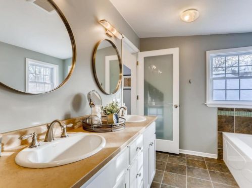 4012 Ewing Ave, Minneapolis MN 55410-1020 exterior