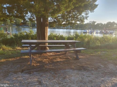 33907 Woodland Cir, Lewes DE  19958-5207 exterior