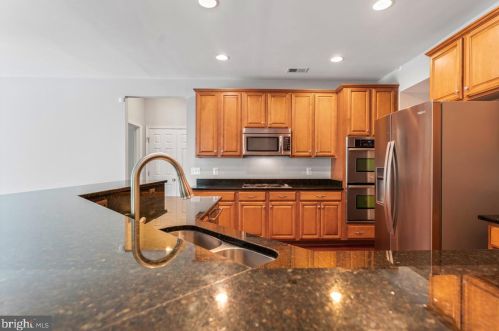 1305 Preserve Ln, Fredericksburg VA  22401-8417 exterior
