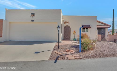 2781 Calle Morena, Green Valley, AZ 85622-8409