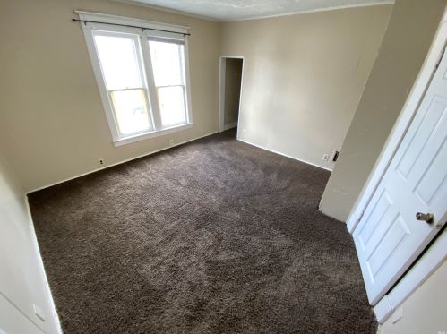 109 Battell St, Mishawaka IN 46545-6141 exterior