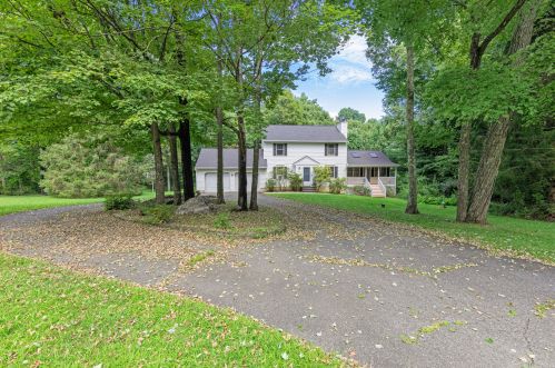 4 Elena Dr, Northville, CT 06776-5428