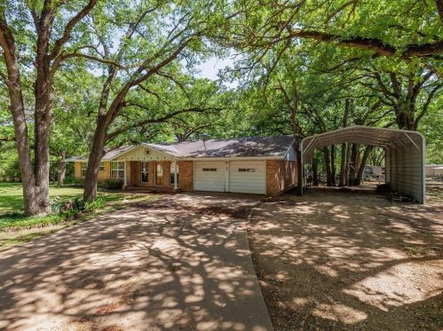 370 Sierra Dr, Rockdale, TX 76567-5101