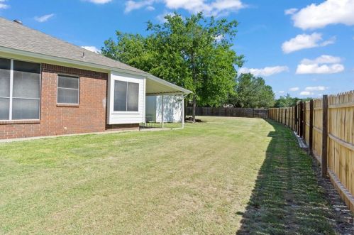 1753 Independence Rd, Fort Worth TX 76131-1505 exterior